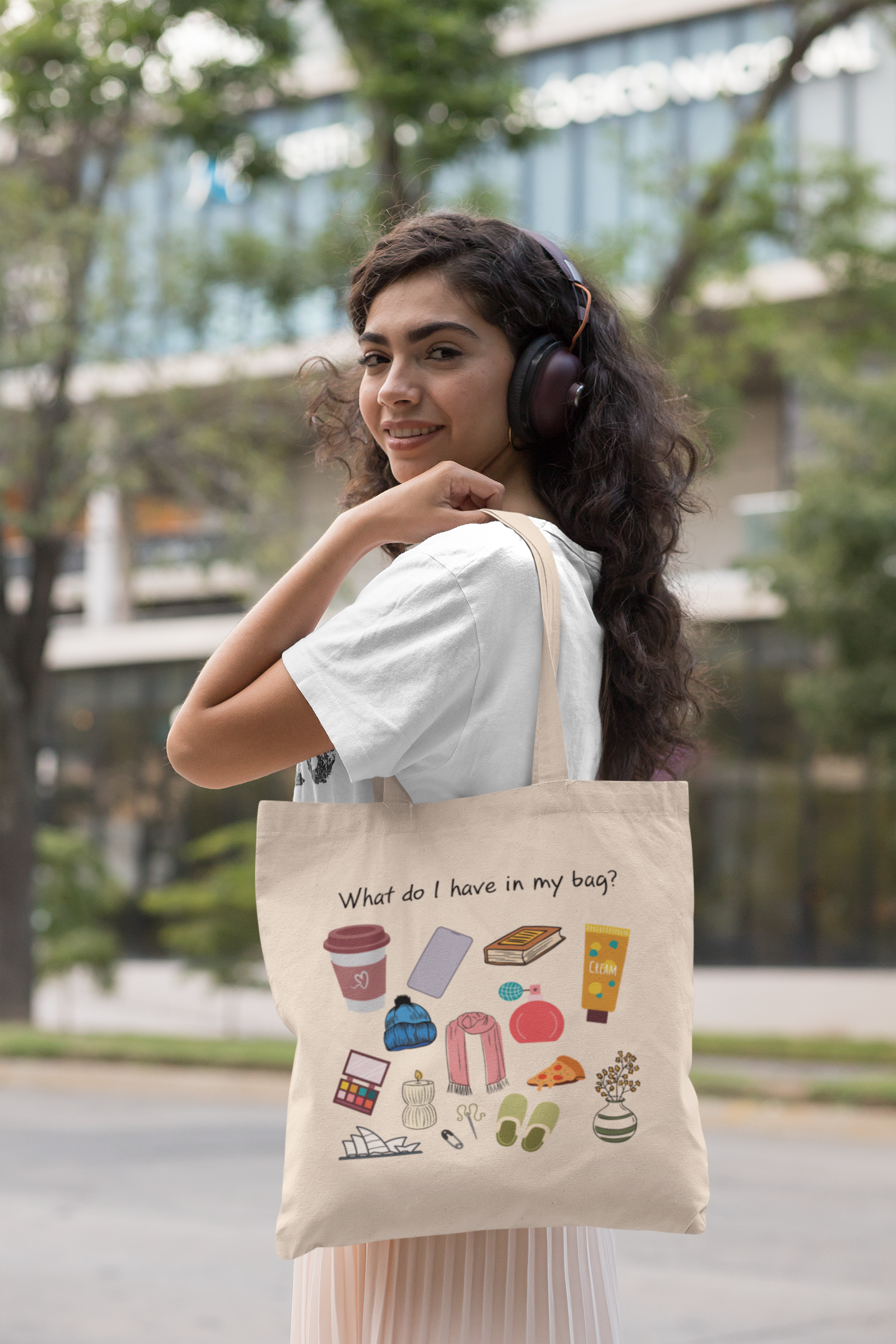 What do I have in My Bag? Tote Bag - I
